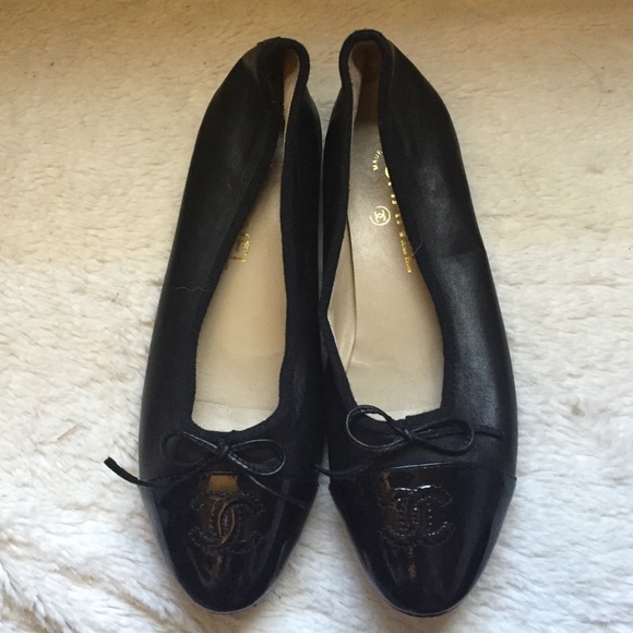 Chanel flats 36