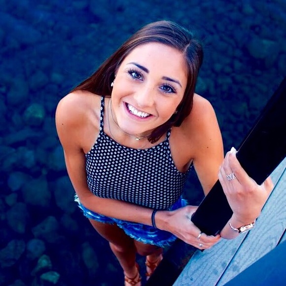 Meet your Posher, Sara