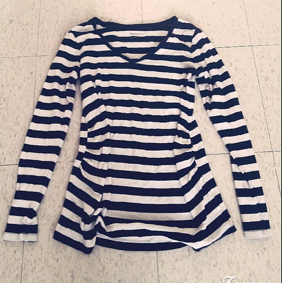 Gap maternity long sleeved top