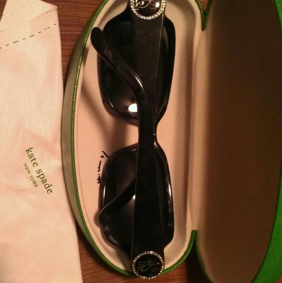 Kate Spade Polarized Black Sunglasses - Picture 3 of 3