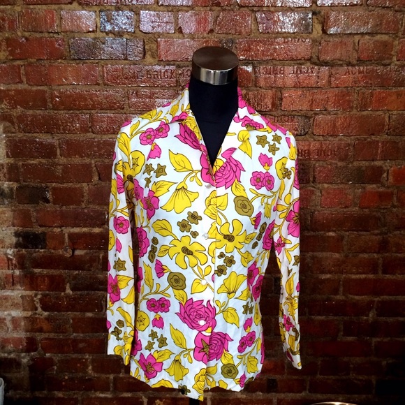 Vintage Tops - HALF OFF SALE | Vintage 60s/70s Floral Top Vintage Tops - HALF OFF SALE | Vintage 60s/70s Floral Top