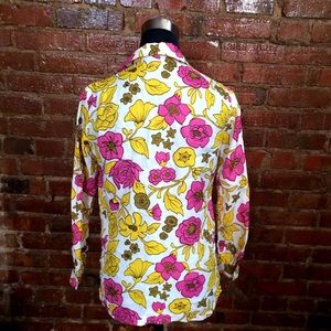 Vintage Tops - HALF OFF SALE | Vintage 60s/70s Floral Top Vintage Tops - HALF OFF SALE | Vintage 60s/70s Floral Top