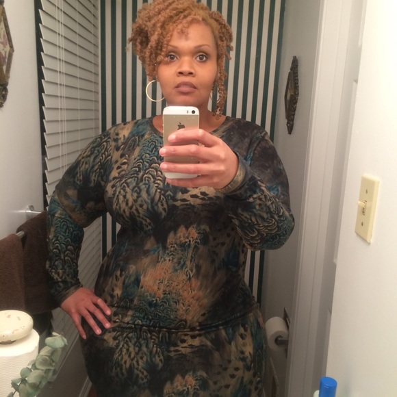 Meet your Posher, Swanza - Picture 1 of 1