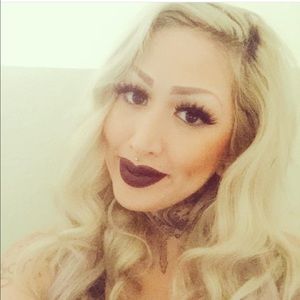 Meet your Posher, Ashly