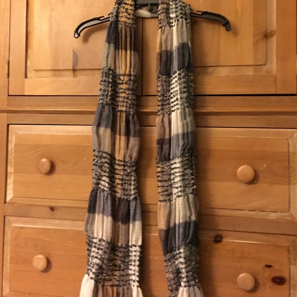 Plaid scarf