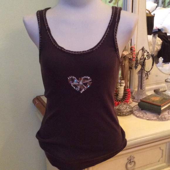 Twisted Heart brown tshirt