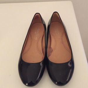 Kenneth Cole ballet flats