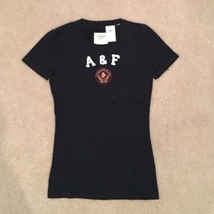 NWT navy blue Abercrombie and Fitch tee