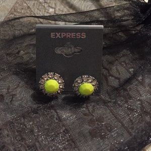Express earrings