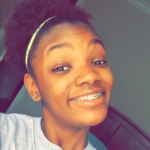 Meet your Posher, Ariel