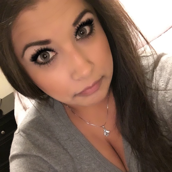 Meet your Posher, Mikki - Picture 2 of 4