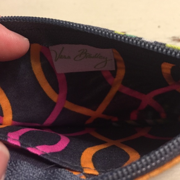 Vera Bradley zip Id case - Picture 3 of 3