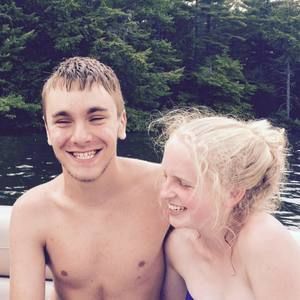 Meet your Posher, Eli