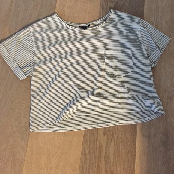 Tee