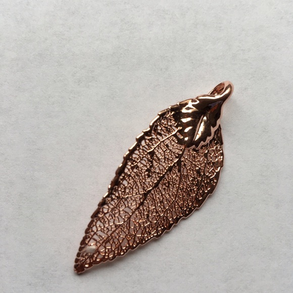 NWOT 24k rose gold leaf pendant - Picture 4 of 4