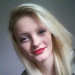 Meet your Posher, Caitlin