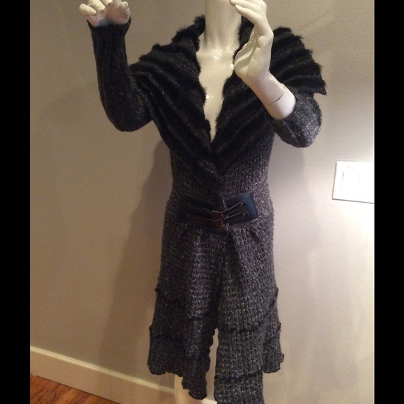 Sweater - Picture 2 of 3