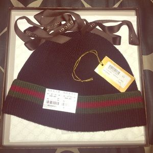 AUTHENTIC Gucci Hat Crook (Beanie)
