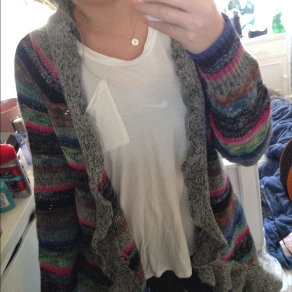 Colorful sweater with tie