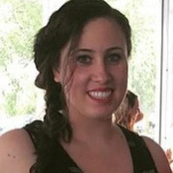 Meet your Posher, Effie