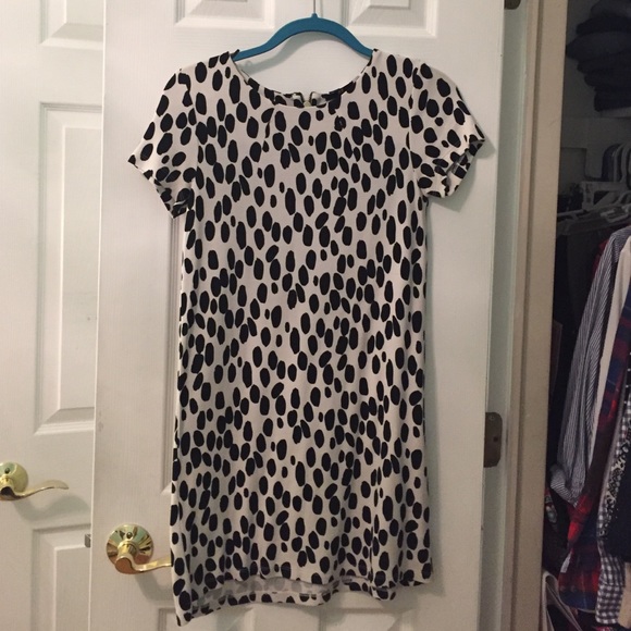 ADORABLE H&M Ponte polka dot dress