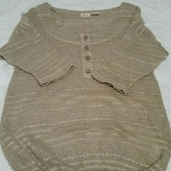 Light weight gold sweater
