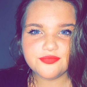 Meet your Posher, Tylee