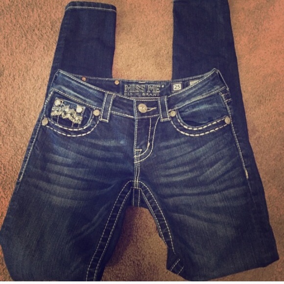 Miss Me Denim - Miss Me Skinny Jeans🌙