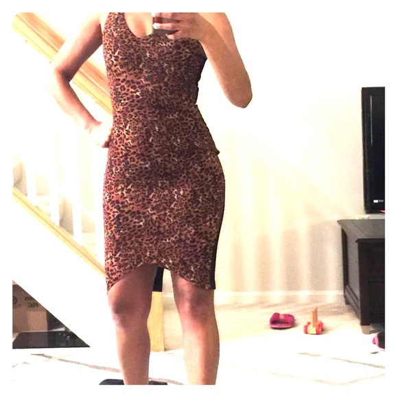ASTR body con dress in two tone animal print/black - Picture 1 of 4