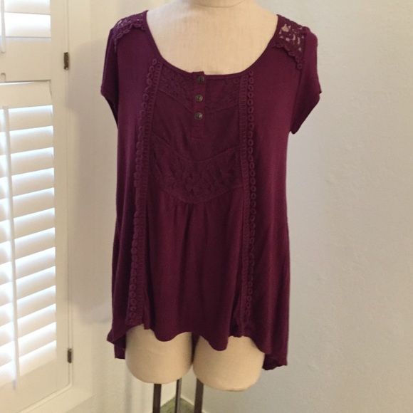 Short sleeve tee