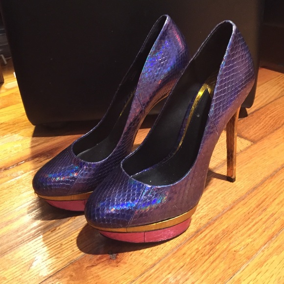 B Brian Atwood heels size 7.5