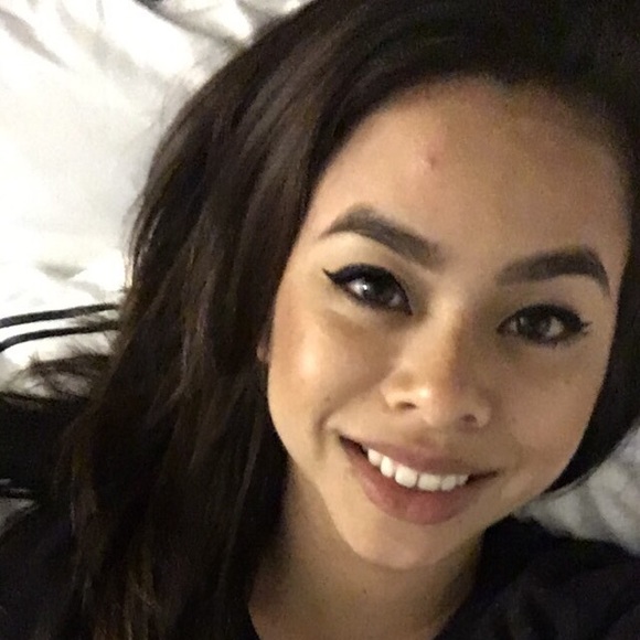 Meet your Posher, Serena