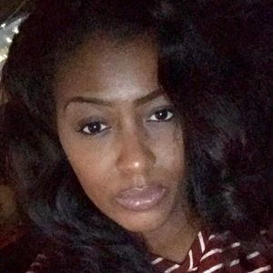 Meet your Posher, Crystal