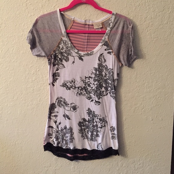 Daytrip shirt from BUCKLE.