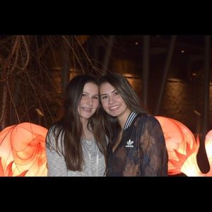 Meet your Posher, Marisa