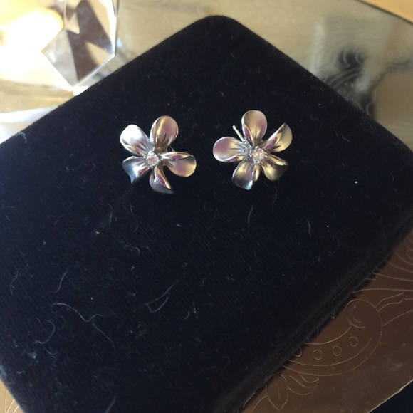 Diamond Flower earrings
