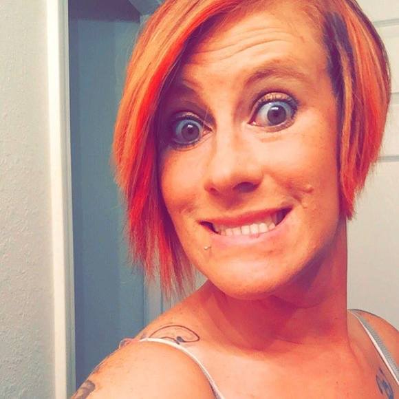 Meet your Posher, Abbey