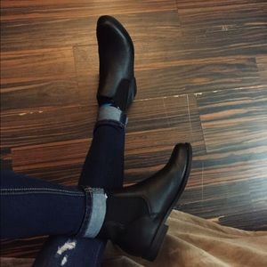 Chelsea Boots