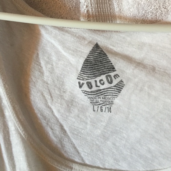 Volcom crop top - Picture 3 of 4