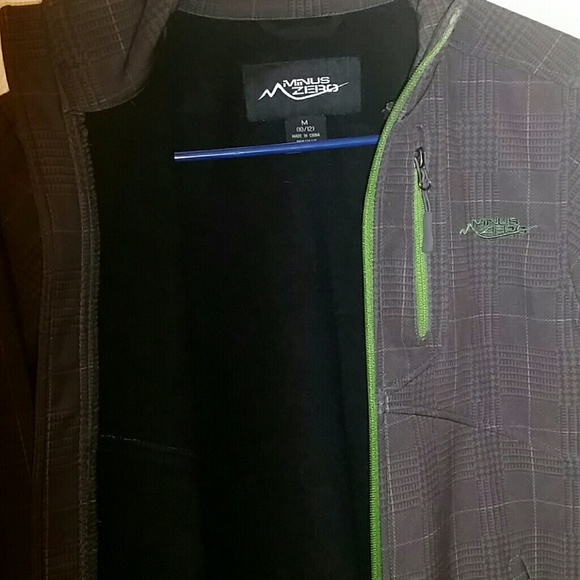 New Boys grey w green jacket - Picture 4 of 4