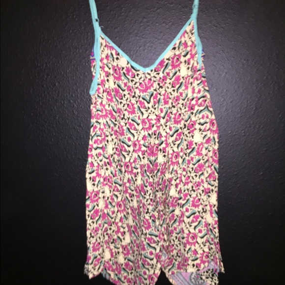 Patterned Spaghetti Strap Top - Picture 2 of 3