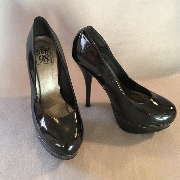 Fun patent leather platform pumps!