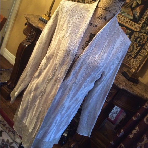 Chico's gold and tan sweater