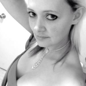 Meet your Posher, Robyn