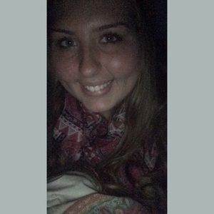 Meet your Posher, Amanda