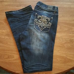 Love Nation midrise bootcut size 8