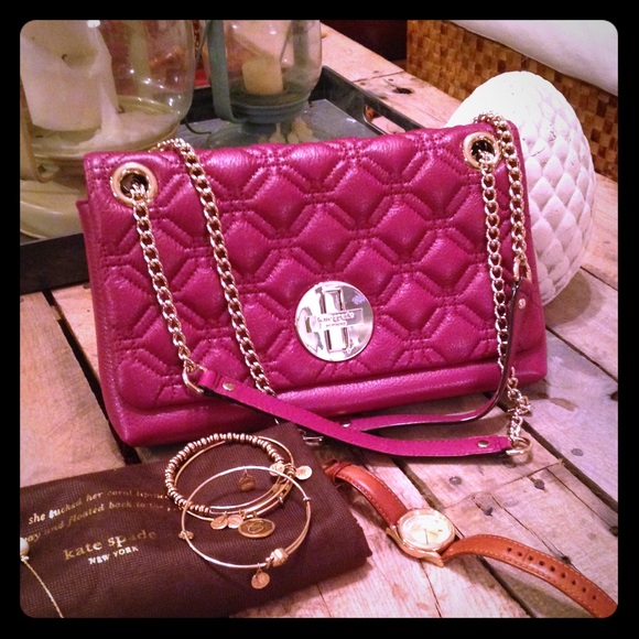BNWT Authentic Kate Spade Plum colored handbag. - Picture 1 of 4