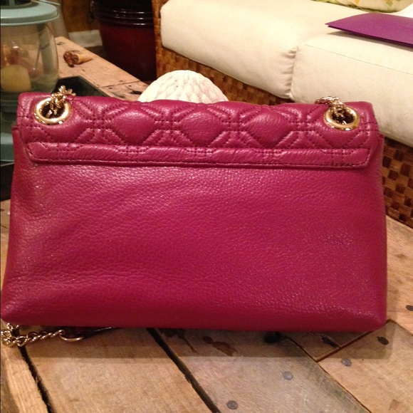 BNWT Authentic Kate Spade Plum colored handbag. - Picture 2 of 4