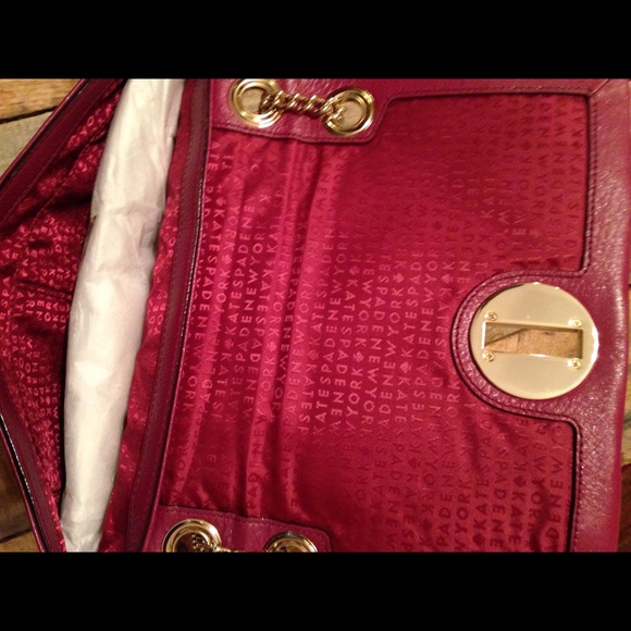 BNWT Authentic Kate Spade Plum colored handbag. - Picture 3 of 4