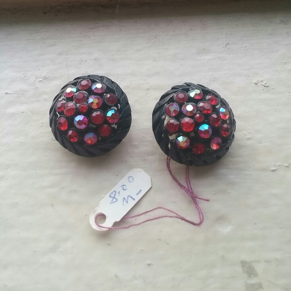 Handmade Vintage Classic Clip ons